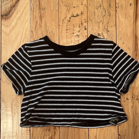 BDG Tops - BDG Monochrome Striped Tee
